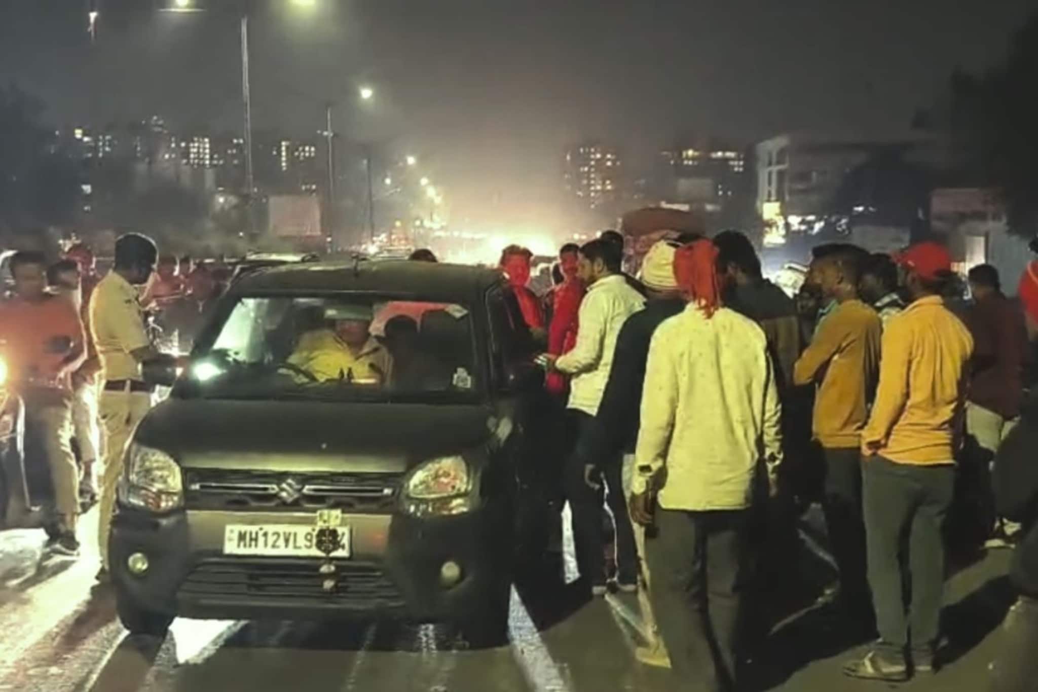 थर्टी फस्टची रात्र,'ती' घराकडे चालली होती,अन्..., पुण्यातील संतापजनक घटना थर्टी फस्टची रात्र,'ती' घराकडे चालली होती,अन्..., पुण्यातील संतापजनक घटना