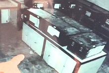 Raigad: पोलिसांचा कडक बंदोबस्त तरीही 'तो' EVM ठेवलेल्या स्ट्राँगमध्ये घुसला, कपाटाचा दरवाजाही उघडला, उमेदवार कोमात, LIVE VIDEO