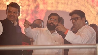 कल्याण-डोंबिवलीत शिंदे-फडणवीसांना धक्का, राज ठाकरेंनी गेम फिरवला, मनसेच्या उमेदवारांची पूर्ण यादी! कल्याण-डोंबिवलीत शिंदे-फडणवीसांना धक्का, राज ठाकरेंनी गेम फिरवला, मनसेच्या उमेदवारांची पूर्ण यादी!