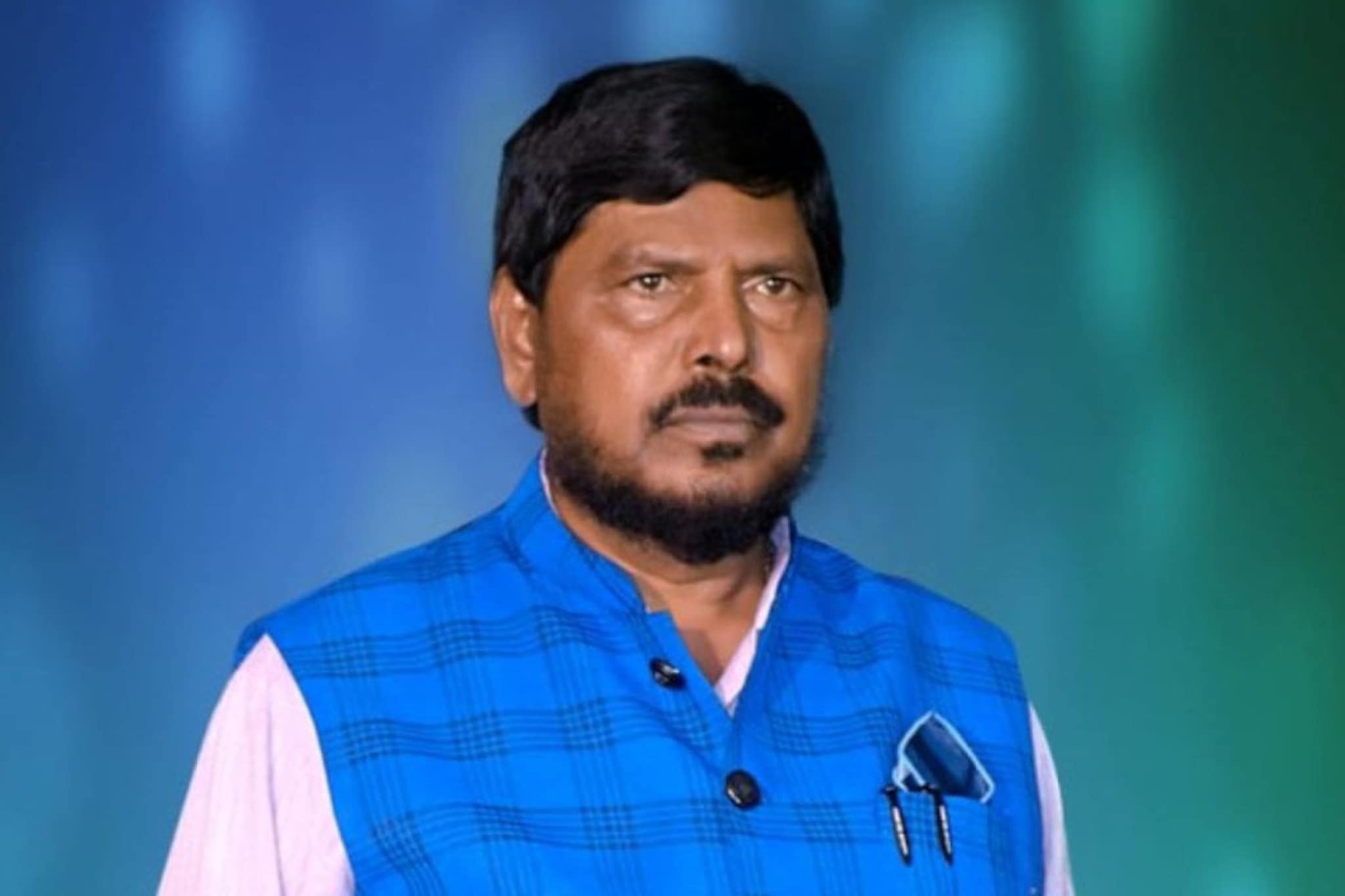 जागा दिल्या की चेष्टा केली, पुण्यात भाजपकडून RPIची बोळवण, आठवले गट आक्रमक