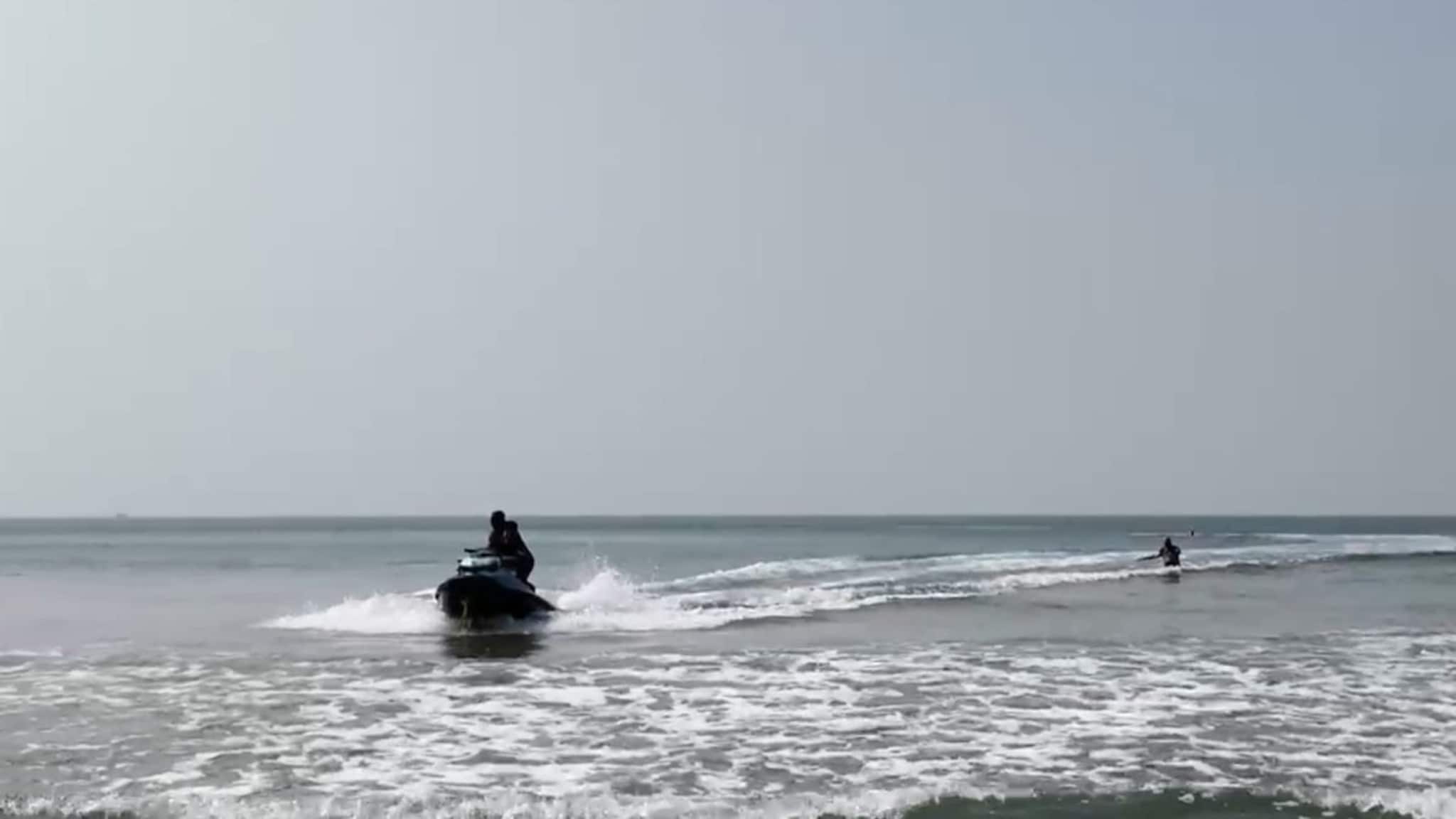 Ratnagiri News : नववर्षाच्या तोंडावर दु:खाचा डोंगर,मुंबईहून गुहागरला गेलेले कुटुंब समुद्रात बुडालं, नेमकं काय घडलं?