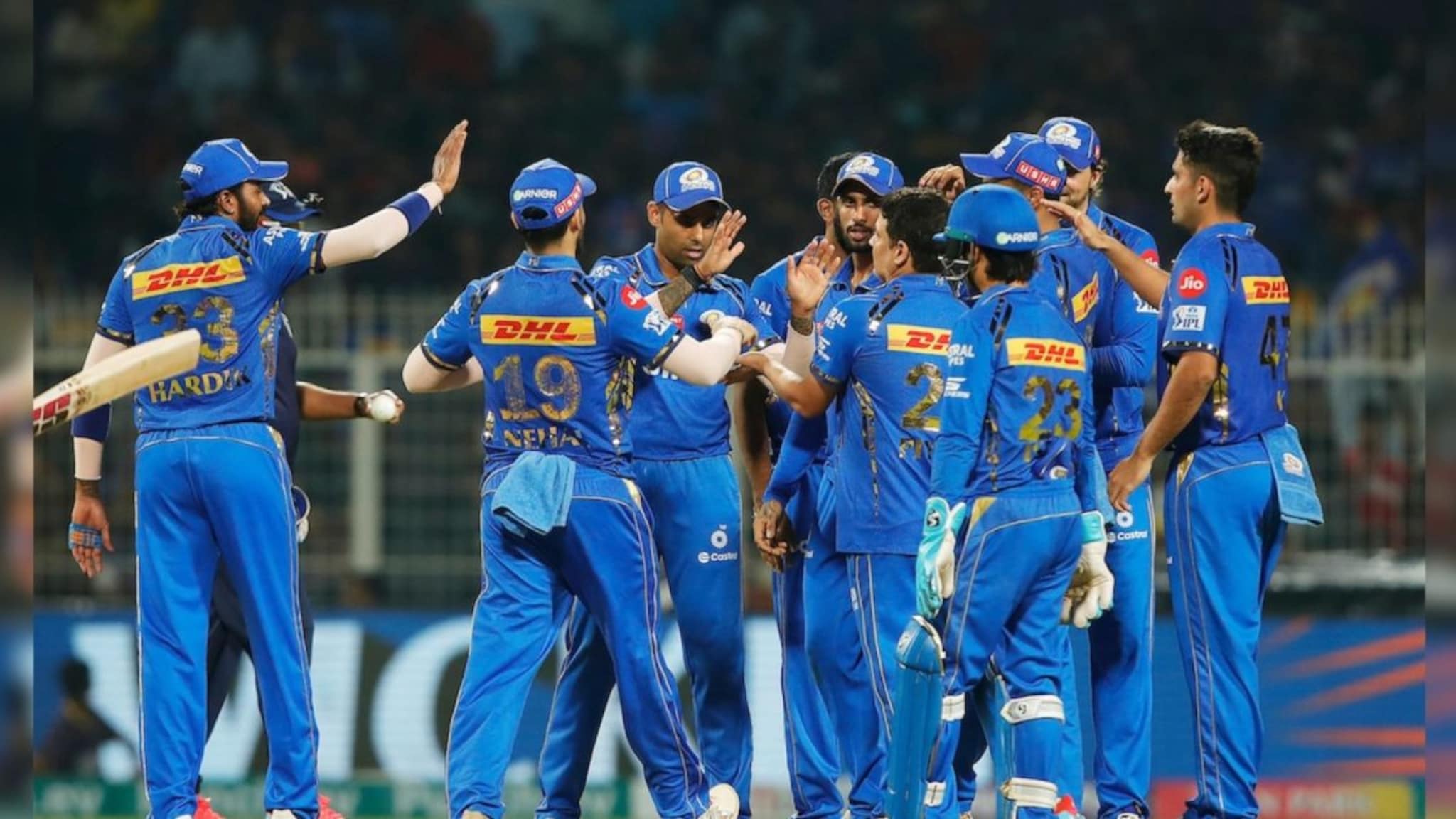 Mumbai Indians  : भारताचा क्रिस गेल फॉर्ममध्ये, ऑक्शननंतर मुंबईला गुडन्यूज, डेथ ओव्हरमध्ये 221च्या स्ट्राईक रेटने धुतलं