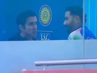 'तू काय मला सांगतो...', रोहितने शॉट मारून दाखवला, गंभीरचा चेहरा पडला, ड्रेसिंग रूमच्या आतला Video लिक!