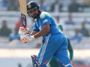 रोहित शर्माचा BCCI ला मेसेज, रिटायरमेंटच्या घोषणेनंतरही T20 खेळण्यास तयार!