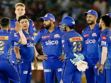 W,W,W,W,W,W... कॅप्टन रोहितने शोधलेल्या हिऱ्याचा वादळी स्पेल, भारतीय क्रिकेटमध्ये इतिहास घडला!