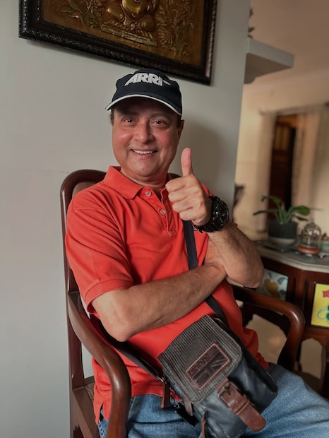 सचिन पिळगांवकर यांनी त्यांची लेक श्रिया पिळगांवकरसोबत Mashable India ला मुलाखत दिली होती. यावेळी त्यांनी त्यांच्या बालपणीच्या आठवणींना उजाळा दिला होता.