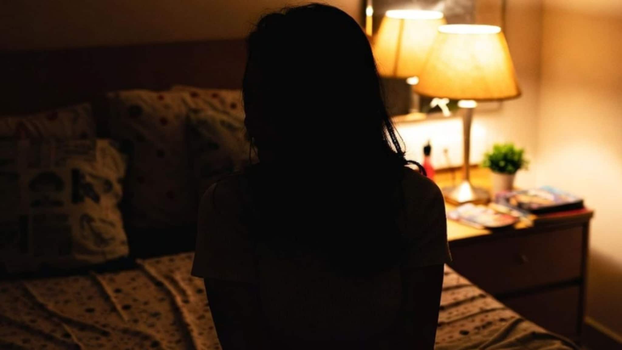 Sambhajinagar: घरात एकटी होती कॉलेज तरुणी, वडिलांनी दार उघडलं, आतलं दृश्य बघून उडाला थरकाप