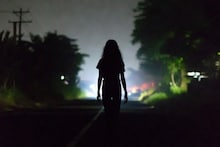 आधी आळीपाळीने अत्याचार मग विवस्त्र पायपीट, सांगलीत मुलीसोबत अमानुष प्रकार, 2 गुन्हेगारांचं सैतानी कृत्य