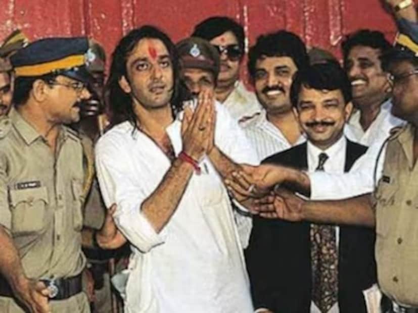 संजय दत्त मॉरिशसमध्ये शूटिंग करत होता. मारियांच्या टीमने त्याच्या येण्याची वाट पाहिली आणि मुंबई विमानतळावर उतरताच त्याला थेट ताब्यात घेतले. 