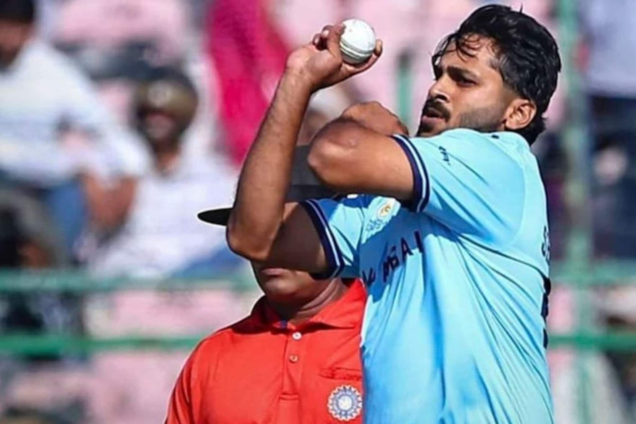 3 ओव्हरमध्ये 4 विकेट, लॉर्ड ठाकूरच्या बॉलिंगने आग ओकली, मुंबईचा वादळी विजय