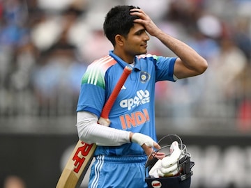 शुभमन गिल T20 सीरिज खेळणार का नाही? BCCI ने दिली मोठी अपडेट शुभमन गिल T20 सीरिज खेळणार का नाही? BCCI ने दिली मोठी अपडेट