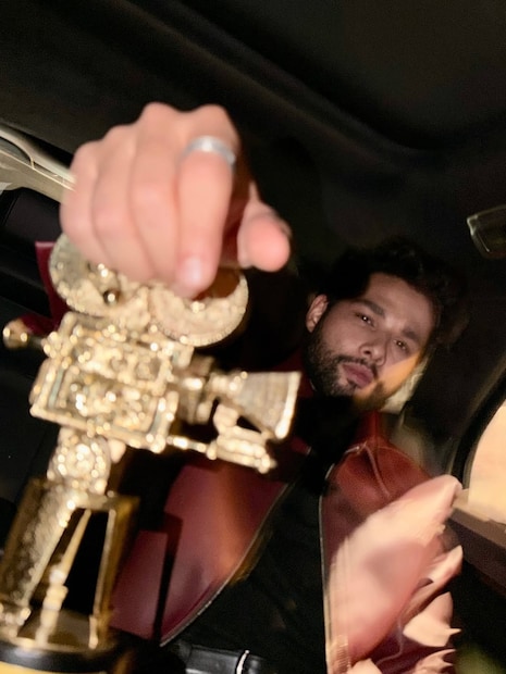 सिद्धांतने त्याच्या पोस्टमध्ये लिहिलंय, 