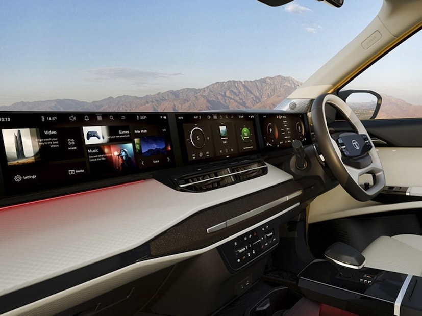 Tata Sierra 2025 ही नवीन ARGOS आर्किटेक्चरवर तयार केली आहे. या कारचं डिझाईन एक क्लासिक आणि भावनेनं जोडलेलं आहे. ३४ वर्षांपूर्वीची सियारा आणि आताची नवीन Tata Sierra या दोघांचं कनेक्शन जोडण्यात आलं आहे. त्यामुळे ही Tata Sierra 2025 ही वेगळी आहे.  