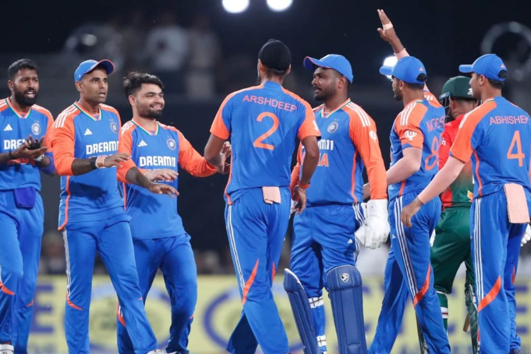 T20 World Cup 2026 साठी टीम इंडियाचा संघ दिग्गजाने निवडला, अभिषेक शर्मा शुभमन गि