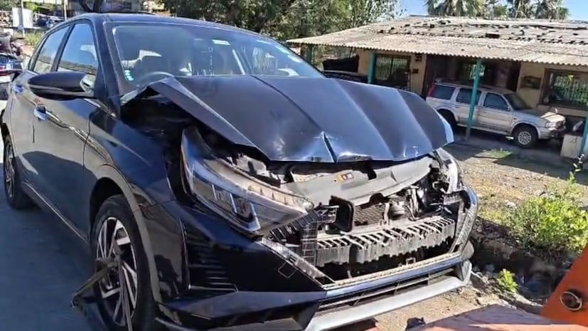 पोलिसांनी घटनास्थळी धाव घेऊन अपघातग्रस्त वाहने बाजूला काढण्याचे काम सुरू केले. वाहतूक पूर्ववत होण्यासाठी काही वेळ लागला, मात्र पोलिसांनी वाहतूक सुरळीत केली आहे. महामार्गावरून प्रवास करताना वाहनचालकांनी सुरक्षित अंतर राखावे आणि वेगावर नियंत्रण ठेवावे, असे आवाहन सातत्याने केले जात आहे.