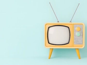 TV चा आकार हा आयताकृतीच का असतो? तो गोल किंवा त्रिकोणी का नाही TV चा आकार हा आयताकृतीच का असतो? तो गोल किंवा त्रिकोणी का नाही