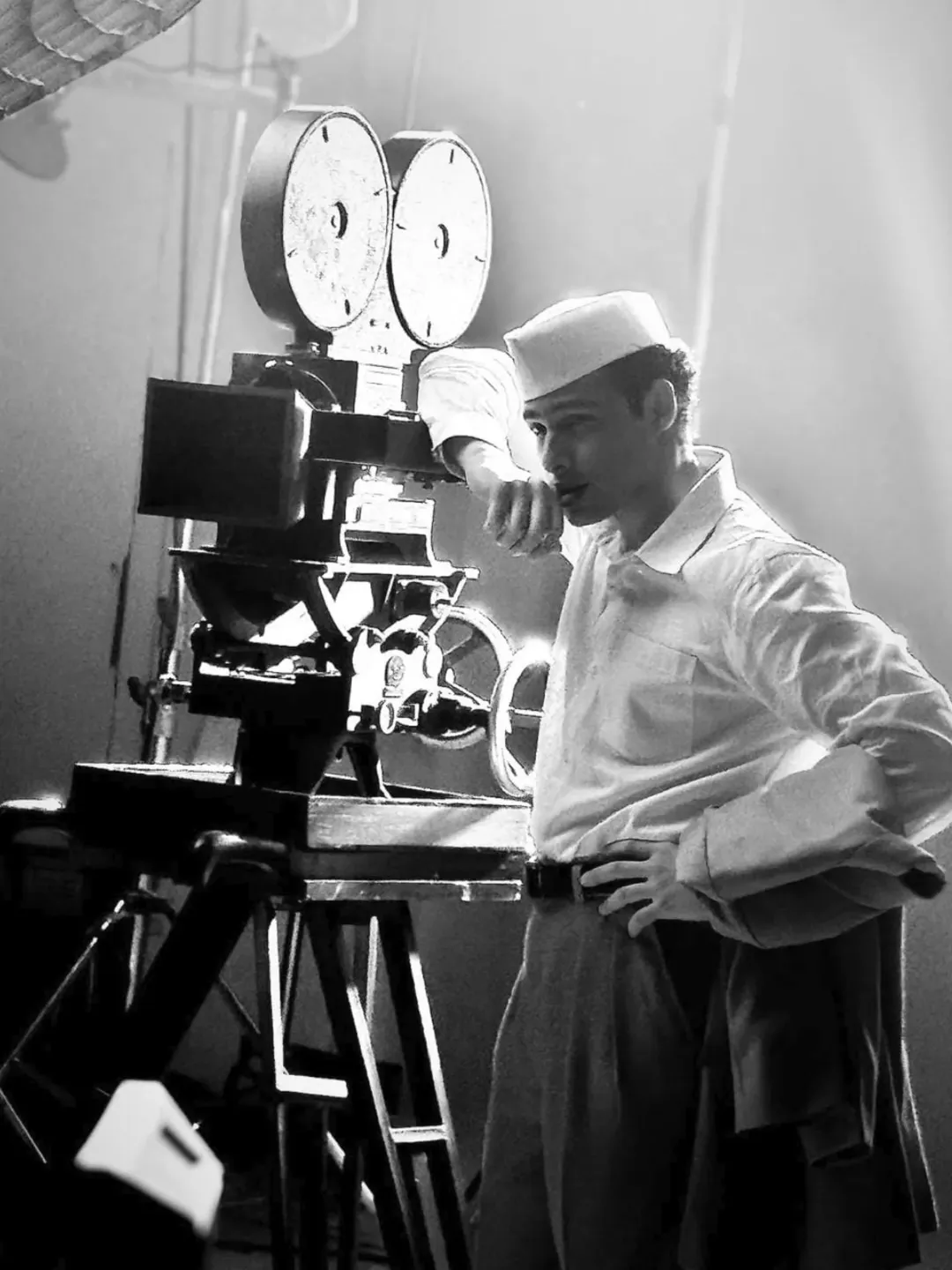 जयश्री आणि व्ही.शांताराम यांनी 1941 साली लग्न केलं. जयश्रीबरोबर व्ही. शांताराम यांचं दुसरं लग्न होतं. 1942 साली आलेल्या शांकुतला या सिनेमात काम केलं होतं. व्ही. शांताराम आणि जयश्री यांना तीन मुलं झाली. त्यांचा मुलगा म्हणजे प्रसिद्ध निर्माते किरण शांताराम, त्यांच्या दोन मुली राजश्री आणि तेजश्री. 1956 साली व्ही. शांताराम आणि जयश्री यांचा डिवोर्स झाला.