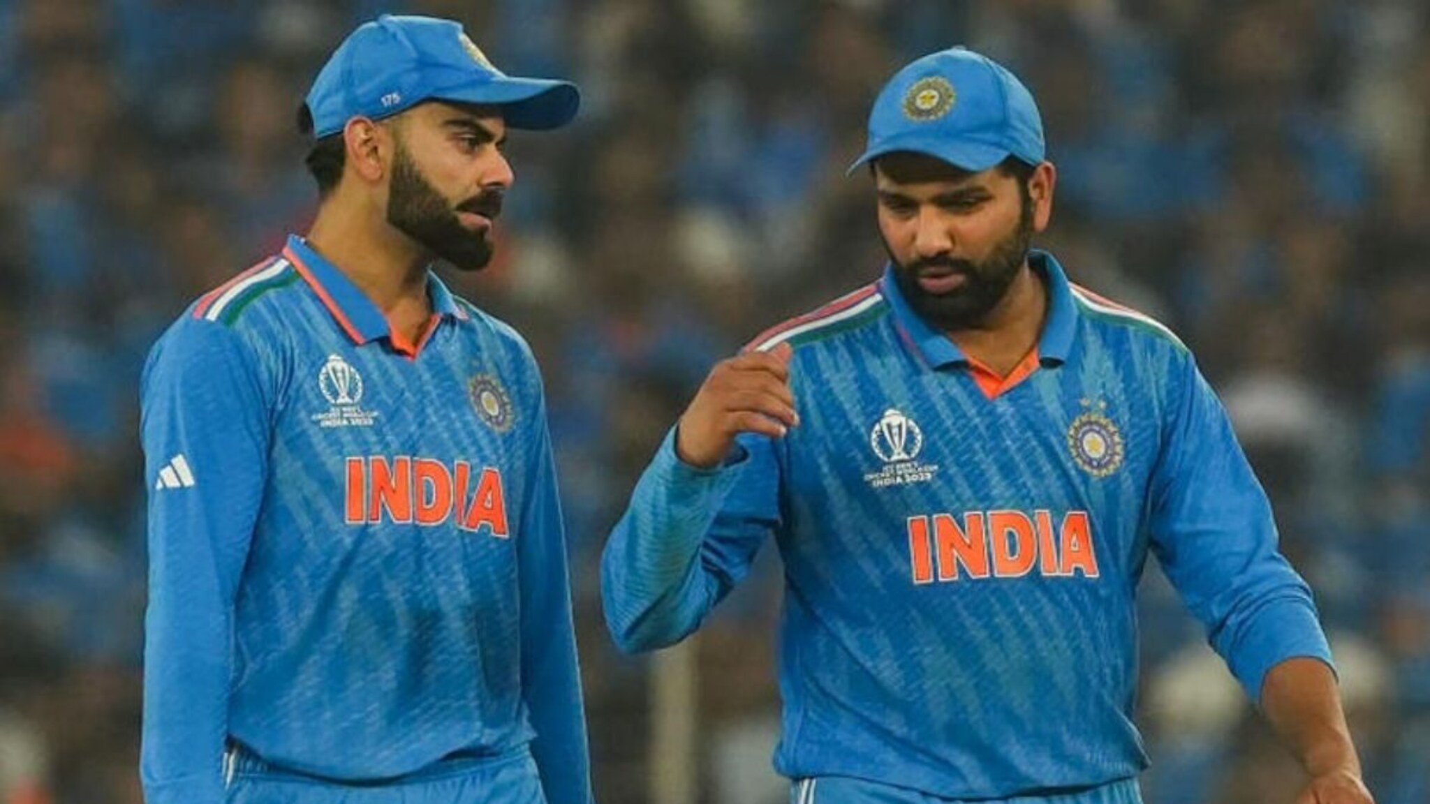 Virat Kohli : 'रोहित हो म्हणाला, मग तुला वेगळा नियम का?' विराट टार्गेटवर, टीम इंडियात हाय व्होल्टेज ड्रामा!