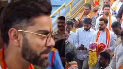 कपाळावर टिळा, हातात पुजेची थाळी... सीरिज संपताच विराट कोणत्या मंदिरात गेला?