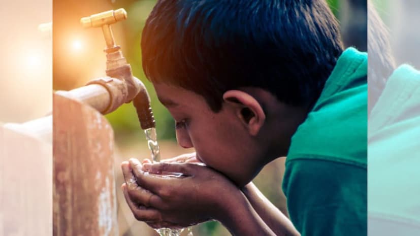 मात्र बाटली बंद पाण्यात या पदार्थांचे प्रमाण कमी असल्याने दीर्घकालीन धोके किती गंभीर आहेत हे अजून अस्पष्ट आहे. संशोधक आता दीर्घकाळ या पदार्थांच्या संपर्कामुळे मानवी आरोग्यावर काय परिणाम होतो, हे समजून घेण्याचा प्रयत्न करत आहेत.