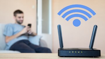 WiFi चे पासवर्ड बदलत राहणं गरजेचं, न बदलल्यास एकदाच होतात एवढे नुकसान