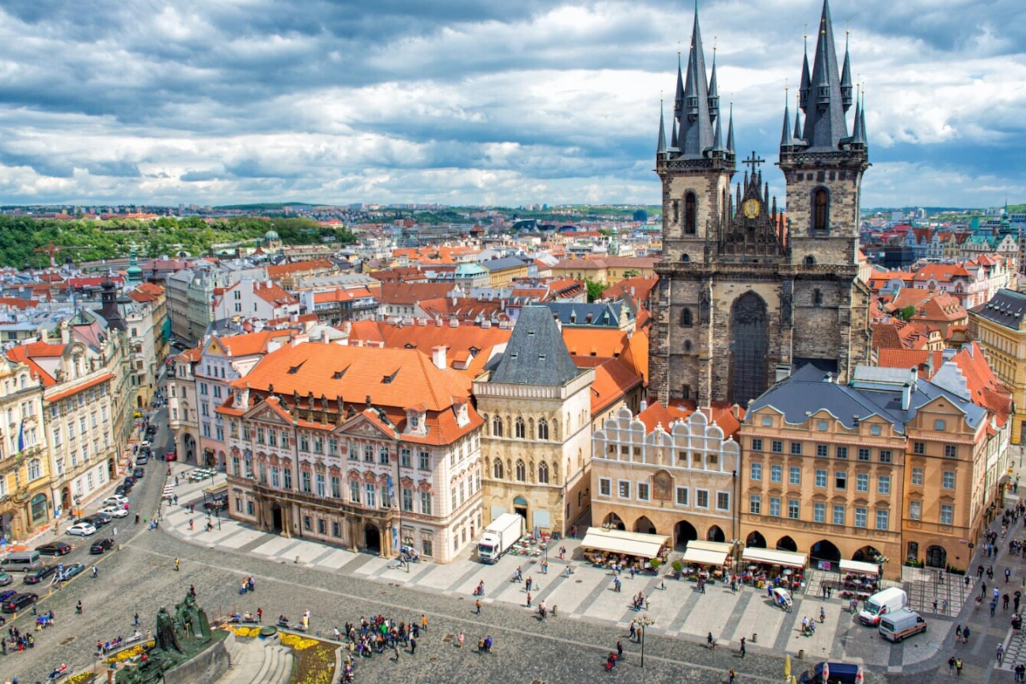 ही आहेत 5 बजेटफ्रेंडली, अतिशय सुंदर युरोपियन शहरं! पाहा फिरण्यासाठी लागणारा खर्च