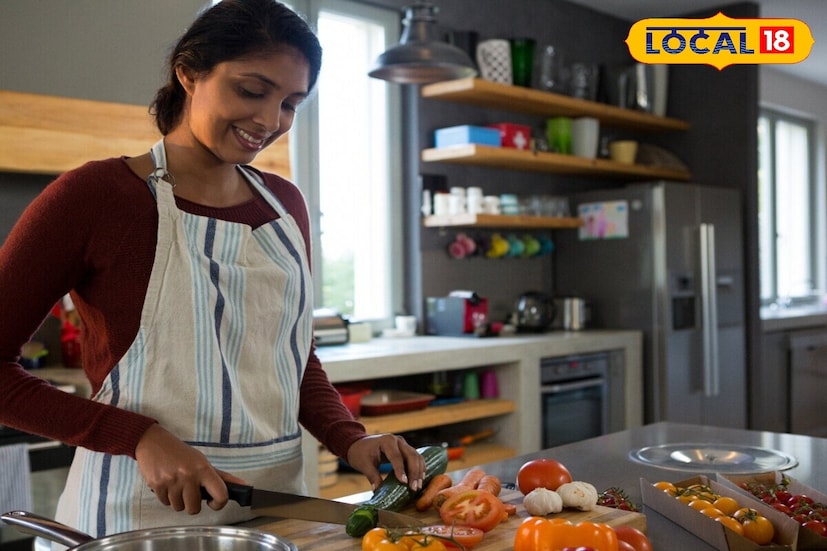 बहुतेक वेळा घरचं रोजचं जेवण चवीला साधंसं वाटतं, पण तेच जेवण थोडी समजूतदारी आणि योग्य तंत्र वापरून बनवलं तर खूपच रुचकर बनू शकतं. कुकिंग म्हणजे फक्त रेसिपी नव्हे, तर योग्य वेळ, योग्य मसाले आणि योग्य पद्धतीचा समतोल आहे. काही सोप्या कुकिंग टिप्स वापरून तुम्ही डाळ, भाजी, भात आणि पोळी यांसारख्या साध्या पदार्थांनाही रेस्टॉरंटसारखी चव देऊ शकता.