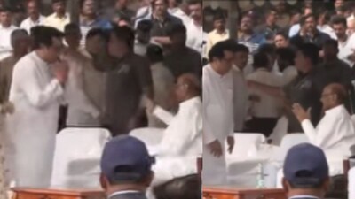 दादांची अकाली एक्झिट! शरद पवारांना धीर देण्यासाठी राज ठाकरे बारामतीत, दोन्ही नेत्यांच्या भेटीने वातावरण हेलावलं!