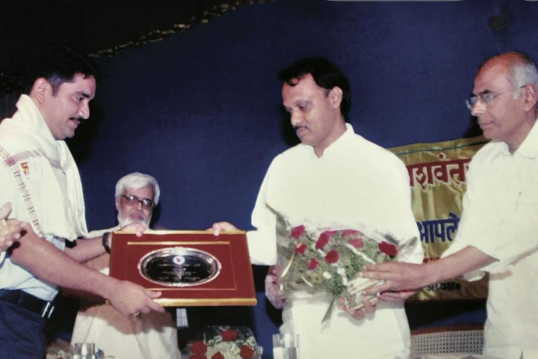 मनाचा हळवा, शिस्तीचा कडवा, स्वभावाने मावळा,दादांसाठी नांगरे पाटलांची भावुक पोस्ट