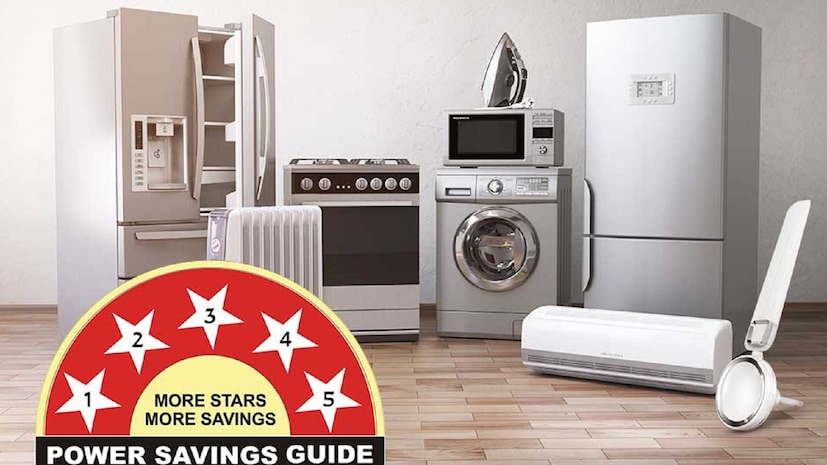 ब्यूरो ऑफ एनर्जी एफिशिएन्सीचा नवीन स्टार रेटिंग नियम आज, 1 जानेवारी 2026 पासून लागू होत आहे. या नियमाचा ग्राहकांना फायदा होईल. एसी, रेफ्रिजरेटर किंवा इतर विद्युत वस्तू खरेदी करणाऱ्या ग्राहकांना नवीन स्टार रेटिंगमुळे ऊर्जा बचत होईल. ब्यूरो ऑफ एनर्जी एफिशिएन्सीचा नवीन स्टार रेटिंग नियम आज, 1 जानेवारी 2026 पासून लागू होत आहे. या नियमाचा ग्राहकांना फायदा होईल. एसी, रेफ्रिजरेटर किंवा इतर विद्युत वस्तू खरेदी करणाऱ्या ग्राहकांना नवीन स्टार रेटिंगमुळे ऊर्जा बचत होईल.