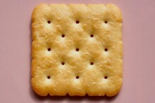 Biscuit Hole : काही बिस्किटांवर होल असतात, काहींवर नाही; असं का? ही फक्त डिझाइन नाही, खरं कारण वेगळंच