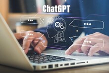 टीन यूझर्सच्या सेफ्टीसाठी नवा प्लॅन! आता ChatGPT लावेल वयाचा अंदाज, असं काम करेल फीचर 