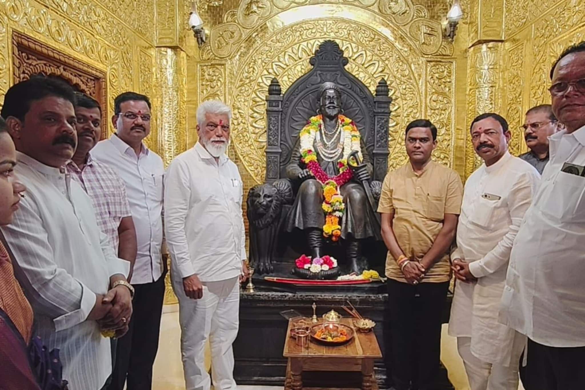 सोशल मीडियावर शिवाजी महाराजांचं मंदिर पाहिलं, मंत्री दादा भुसे भिवंडीत राजांच्या