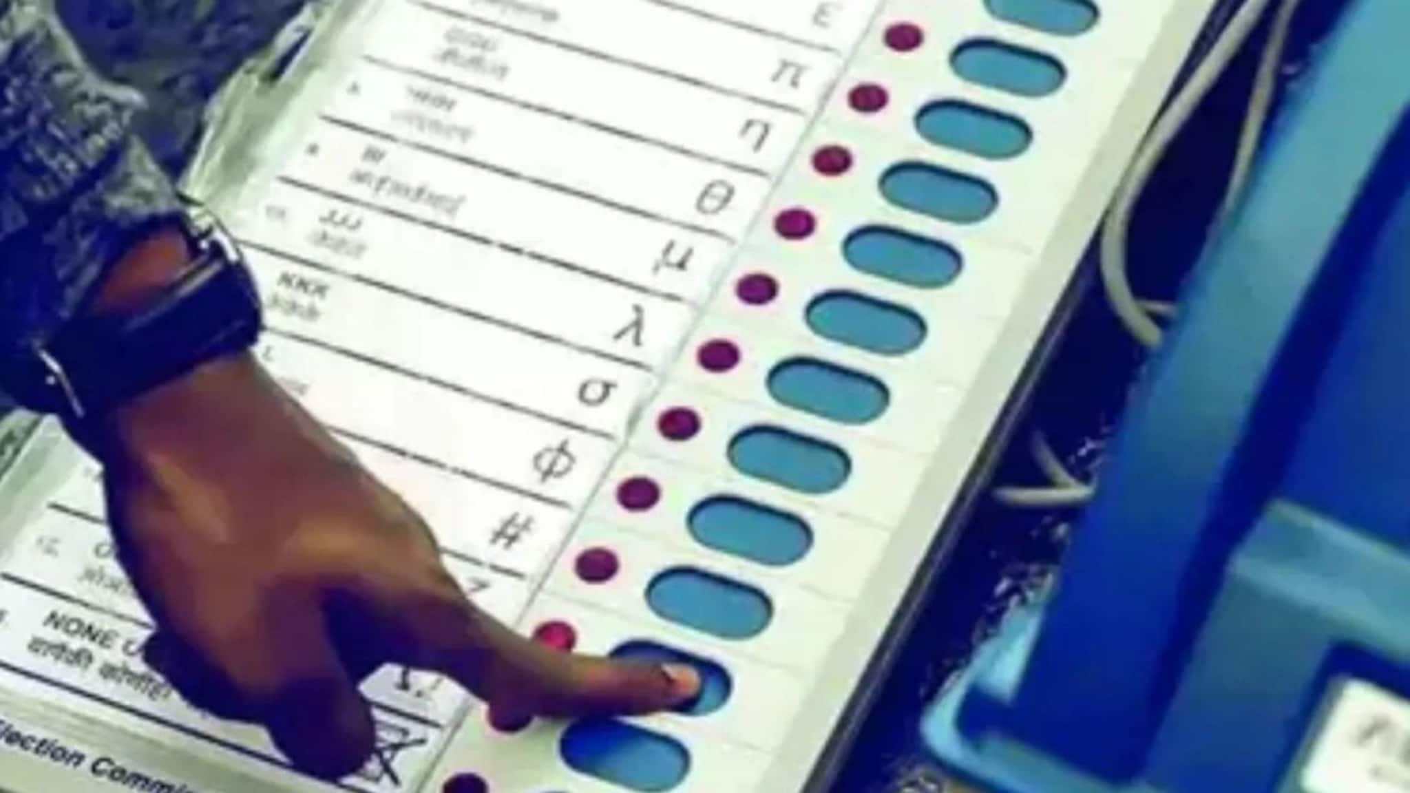 Election EVM Voting : ईव्हीएम मधेच बिघडलं! तुम्ही मत दिलं ते वाया गेलं, आधीच्या मतदानाचं काय होतं?