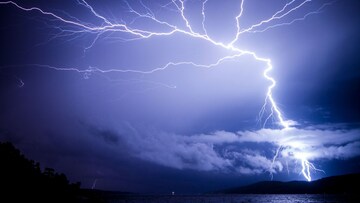 पृथ्वीच्या वातावरणात काहीतरी भयंकर घडतं; कोल्हापूरच्या तज्ज्ञांचा शॉकिंग रिपोर्ट