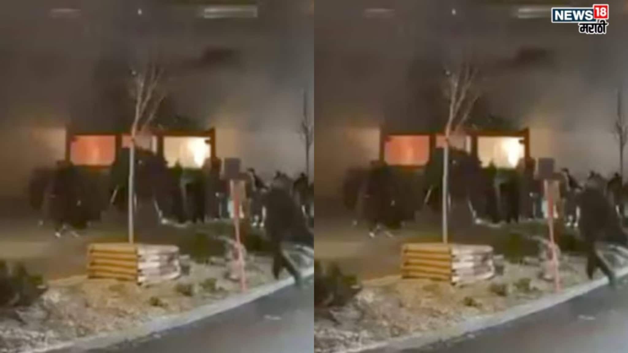 न्यू इयरचं सेलीब्रेशन अन् रात्री 1.30 वाजता भयंकर बॉम्बस्फोट, जीव वाचवण्यासाठी धडपड, अनेकजण होरपळले