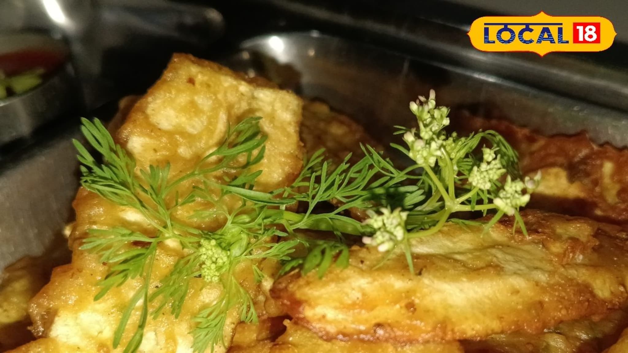 थंडीच्या दिवसांत बनवा कुरकुरीत केळीची भजी, चवीला अतिशय टेस्टी, रेसिपीचा Video