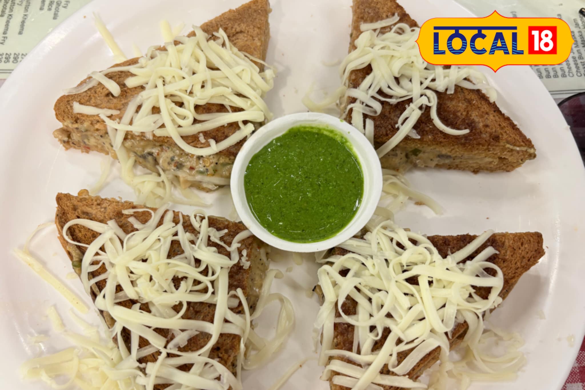 बन-पाव अन् बोंबील फ्राय, इराणी कॅन्टीनमध्ये चवींचा खजिना, पदार्थांचा घ्या आस्वाद