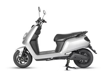 'या' 5 इलेक्ट्रिक स्कूटरमध्ये नसते RTO सह लायसेन्सची गरज! किंमतही कमी