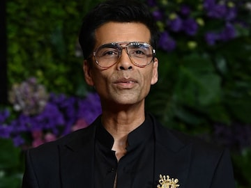 ही माझी लव्हर! करण जोहरने शेअर केले Photo; रिलेशनशिपबाबत सगळं सांगितलं