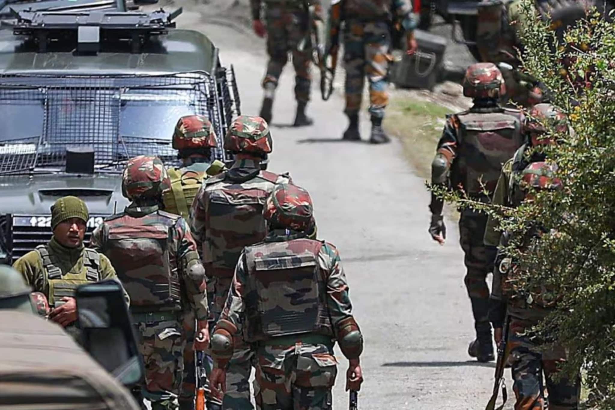 काश्मीरमध्ये दहशतवाद्यांशी मोठी चकमक; ऑपरेशन त्राशी-1 सुरू, भारताचे 7 जवान जखमी