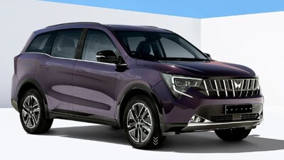 महिंद्राने अखेरीस  Mahindra xuv 7xo या ७ सीटर एसयूव्हीचं दमदार लाँचिंग केलं आहे. ही नवी एसयूव्ही महिंद्रा XUV 700 चं फेसलिफ्ट व्हर्जन आहे. यामध्ये बरेच बदल करण्यात आले आहे. 