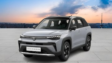 देशातील सर्वात स्वस्त Hybrid SUV कोणती? किंमतपासून फीचर्सपर्यंत सर्व घ्या जाणून देशातील सर्वात स्वस्त Hybrid SUV कोणती? किंमतपासून फीचर्सपर्यंत सर्व घ्या जाणून