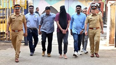 Mumbai Crime: मुंबईत लाखोंचं सोनं लुटणारा मास्टरमाइंड अखेर गजाआड, मुंबई पोलि‍सांनी जप्त केला लाखोंचा मुद्देमाल