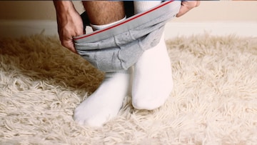 Boxer Vs Briefs : बॉक्सर की ब्रिफ? पुरुषांसाठी कोणती अंडरवेअर जास्त चांगली? Boxer Vs Briefs : बॉक्सर की ब्रिफ? पुरुषांसाठी कोणती अंडरवेअर जास्त चांगली?