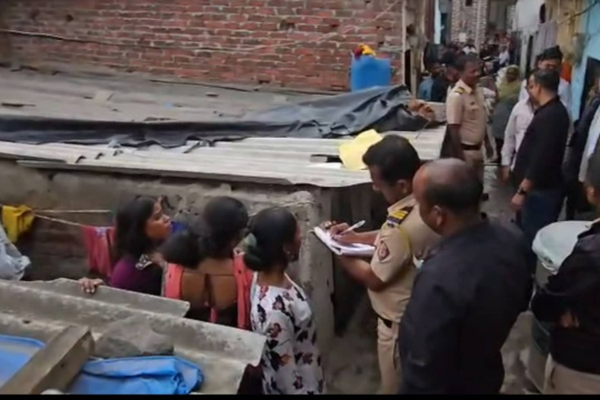 मुलगी आई नको,आई नको म्हणून ओरडत राहिली, पण सैतान आईने डोक्यात पाटाच घातला