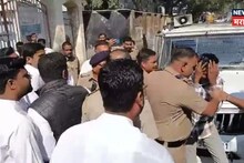 जळगावात तरुणाला बोगस मतदानाच्या आरोपातून चोप! मतदान केंद्राबाहेर नागरिक संतप्त