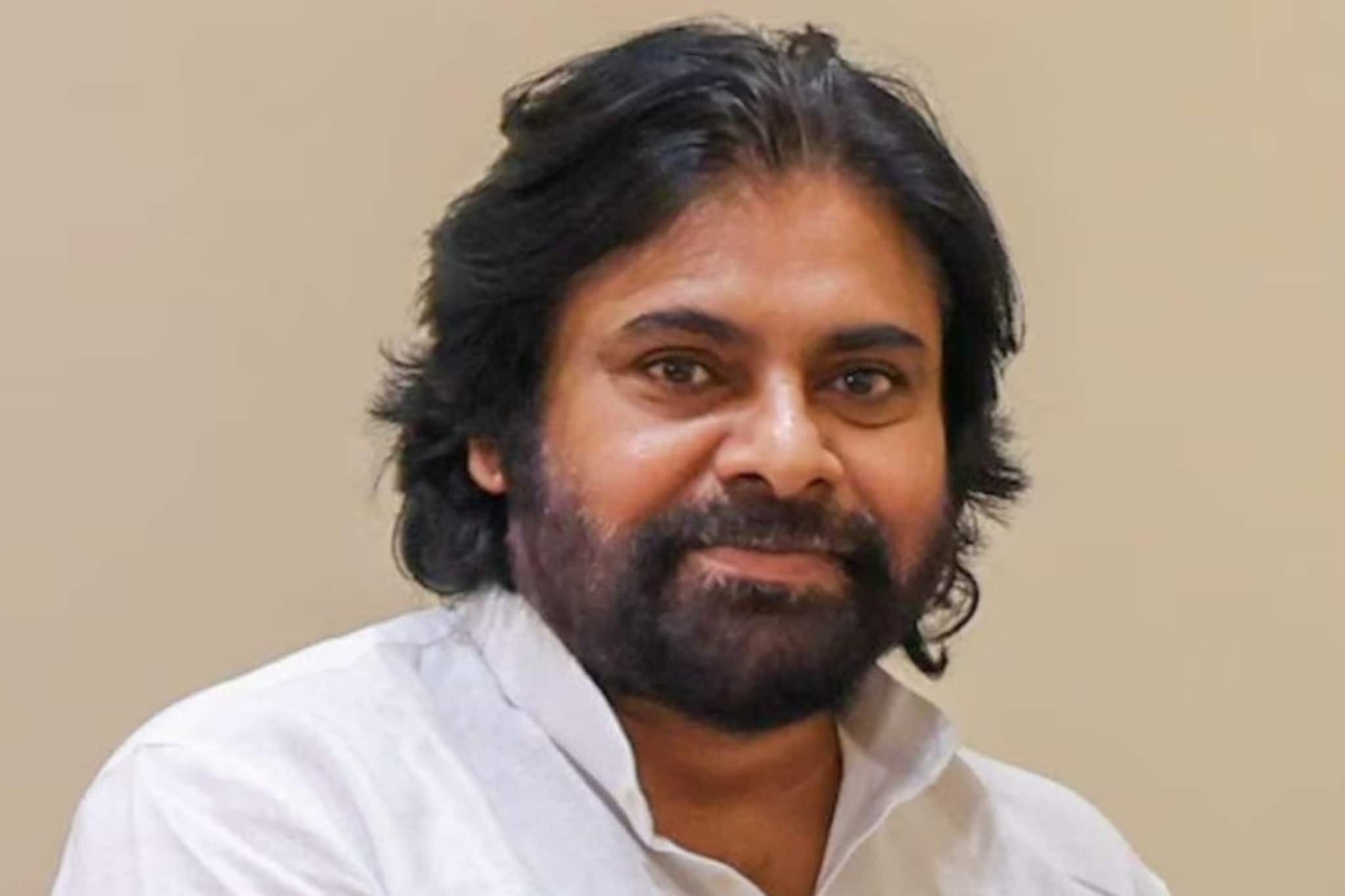 साऊथ सुपरस्टार पवन कल्याणची पहिली पत्नी नंदिनी आता काय करते? कसं आयुष्य जगते?