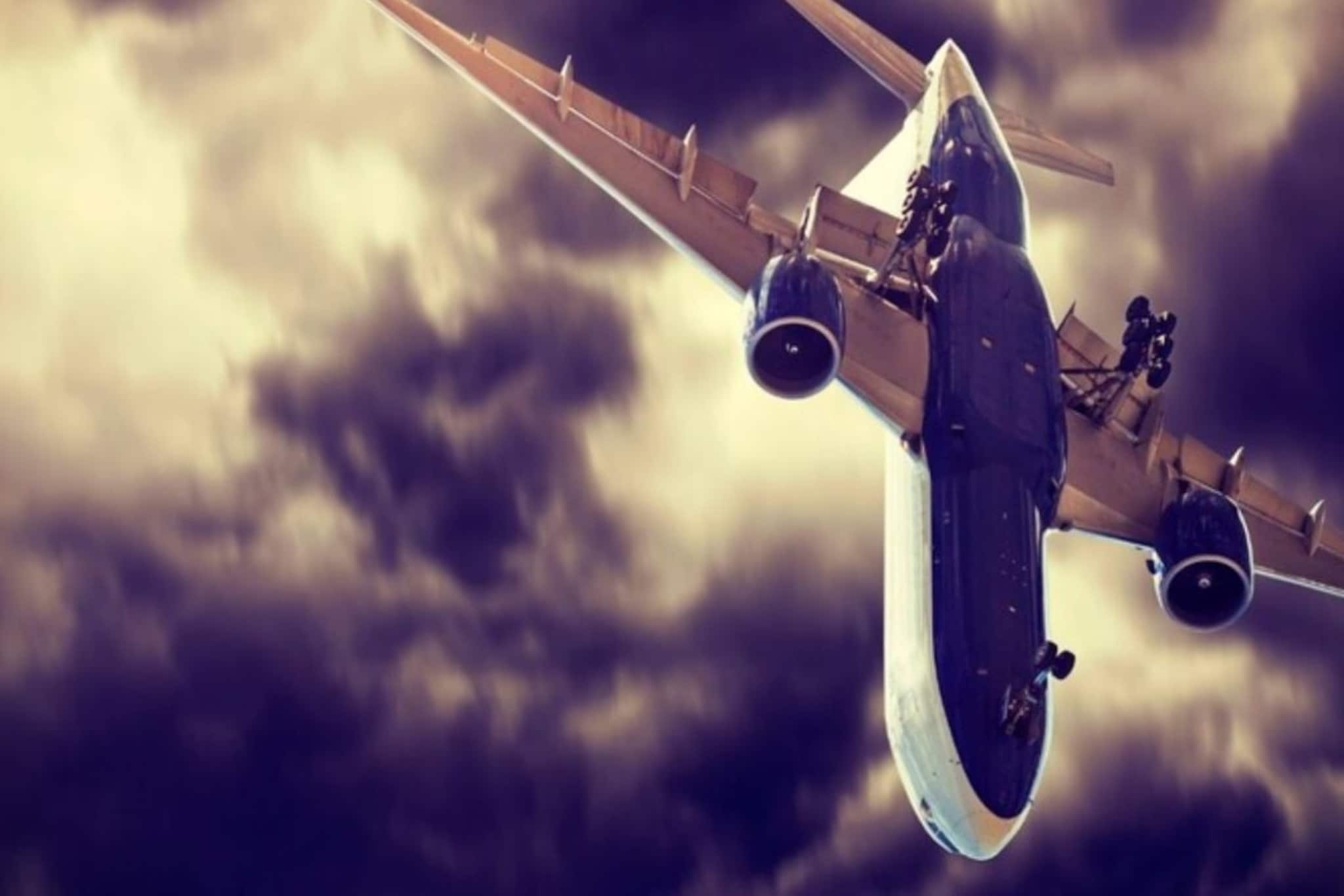 Plane Accident : विमान अपघात का होतात? आहेत ही 4 महत्त्वाची कारणं