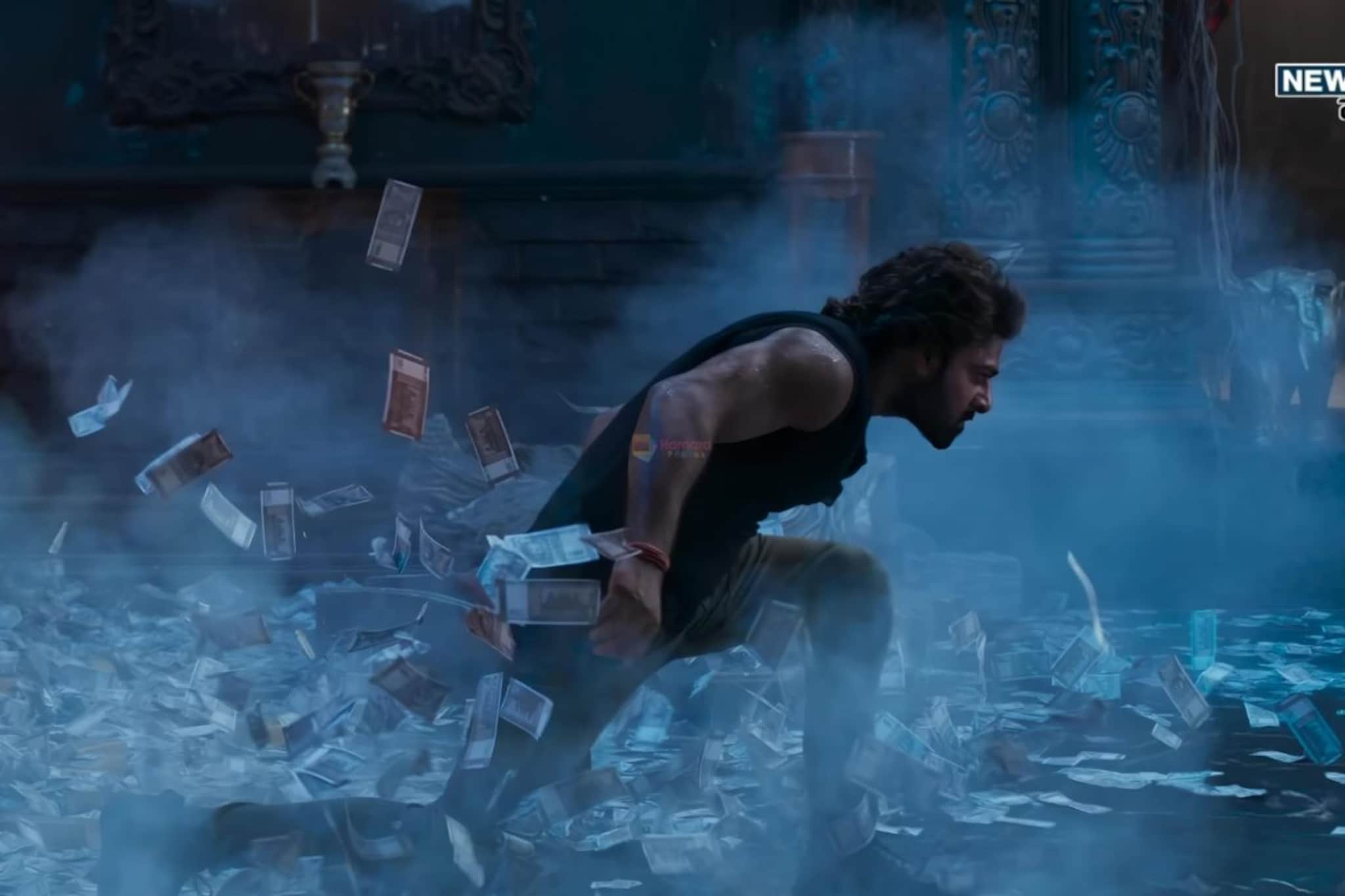 3 तास 10 मिनिटांची नवीन हॉरर-कॉमेडी फिल्म, पहिल्याच दिवशी घातलाय धुमाकूळ 3 तास 10 मिनिटांची नवीन हॉरर-कॉमेडी फिल्म, पहिल्याच दिवशी घातलाय धुमाकूळ